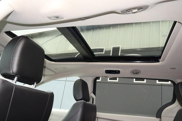 used 2023 Chrysler Pacifica Hybrid car, priced at $33,488