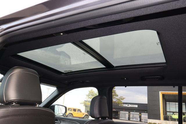 new 2025 Jeep Grand Cherokee L car, priced at $57,829