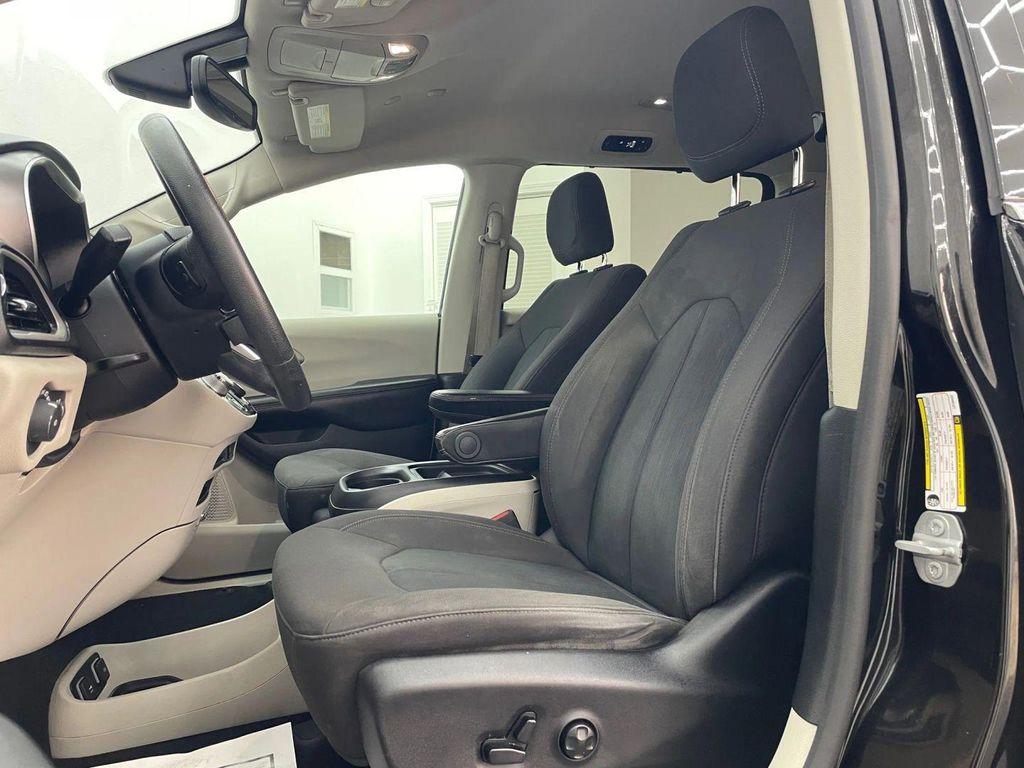 used 2020 Chrysler Pacifica car, priced at $13,995