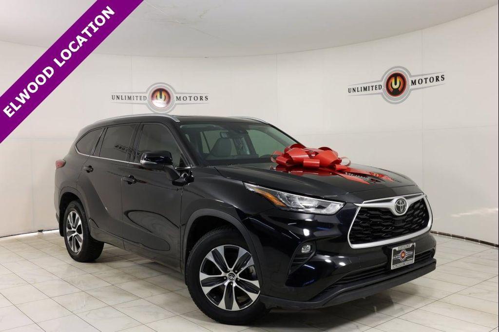 used 2020 Toyota Highlander car, priced at $28,995
