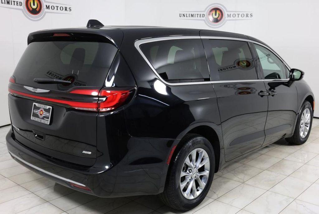 used 2024 Chrysler Pacifica car, priced at $38,500