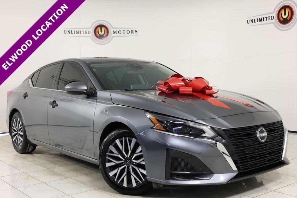 used 2023 Nissan Altima car, priced at $17,500