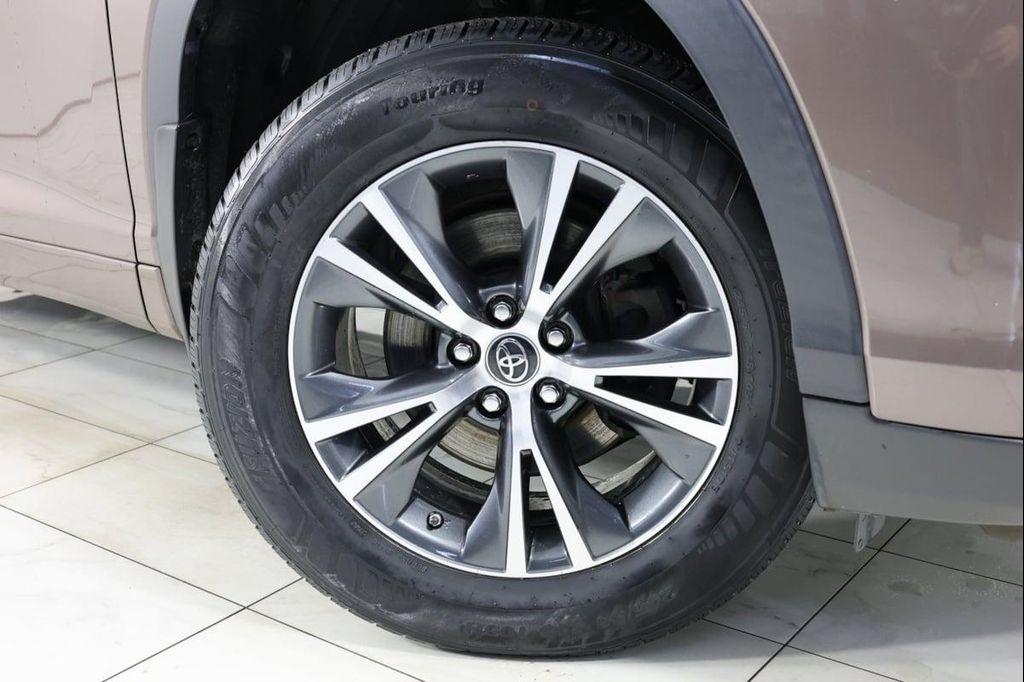 used 2017 Toyota Highlander car, priced at $15,750