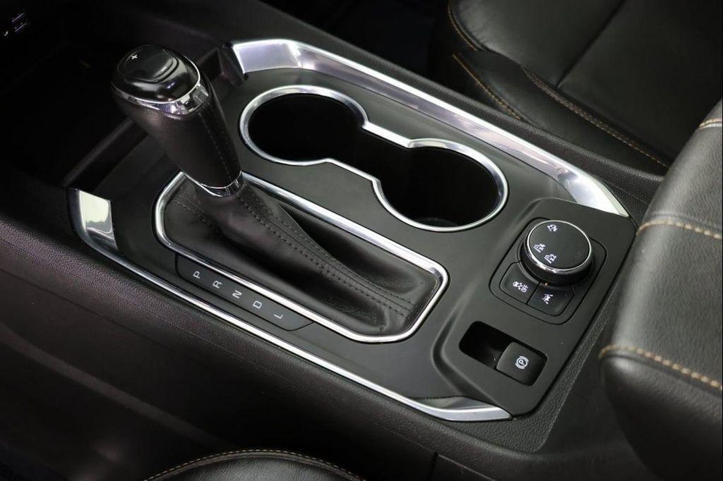 used 2020 Chevrolet Traverse car, priced at $25,500