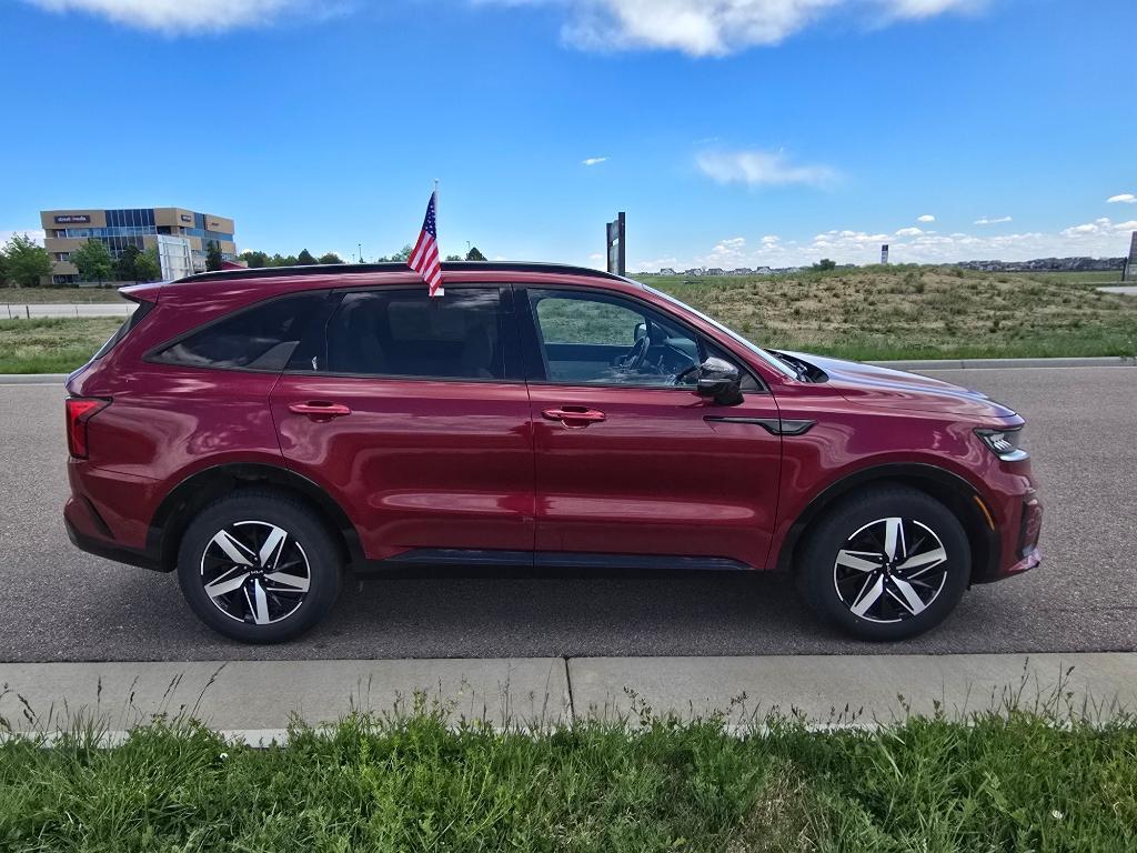 used 2022 Kia Sorento car, priced at $23,786