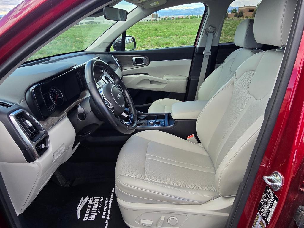 used 2022 Kia Sorento car, priced at $23,786