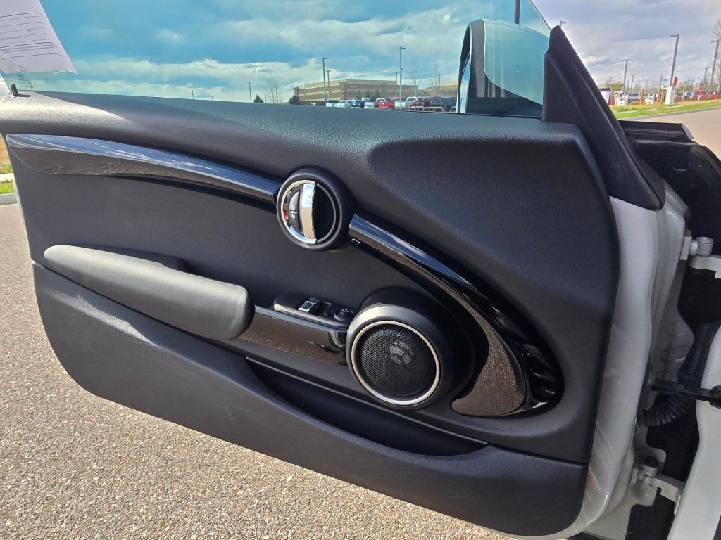 used 2015 MINI Hardtop car, priced at $15,367