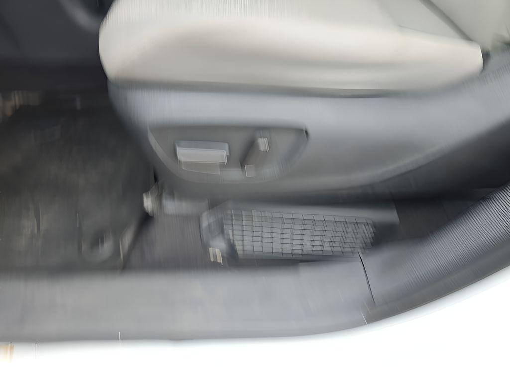 used 2024 Toyota Sienna car, priced at $38,871