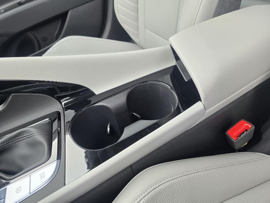 new 2026 Hyundai Elantra car, priced at $26,225