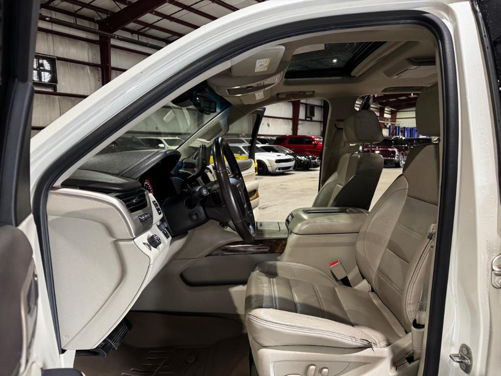 used 2015 GMC Yukon XL car, priced at $12,899