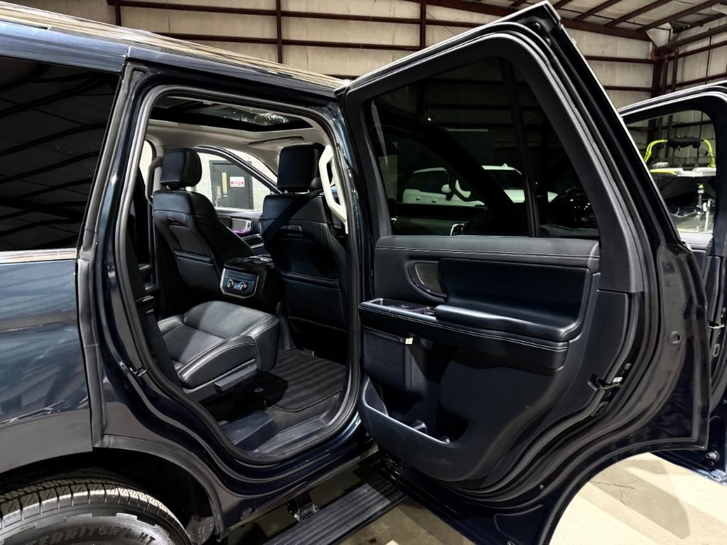 used 2025 Ford Expedition car, priced at $65,999