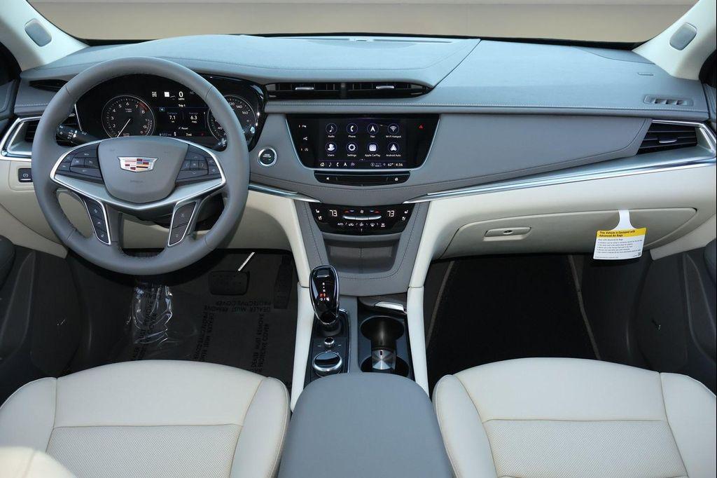 new 2026 Cadillac XT5 car, priced at $59,461