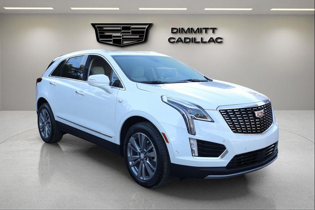 new 2026 Cadillac XT5 car, priced at $59,461