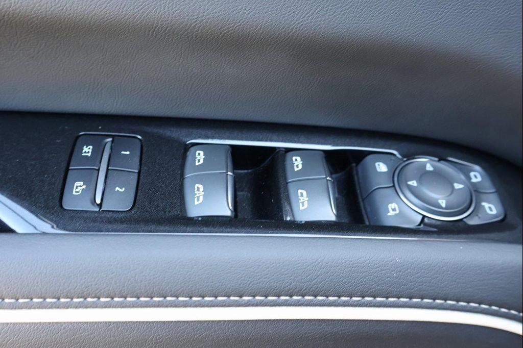 used 2021 Cadillac Escalade car, priced at $61,997