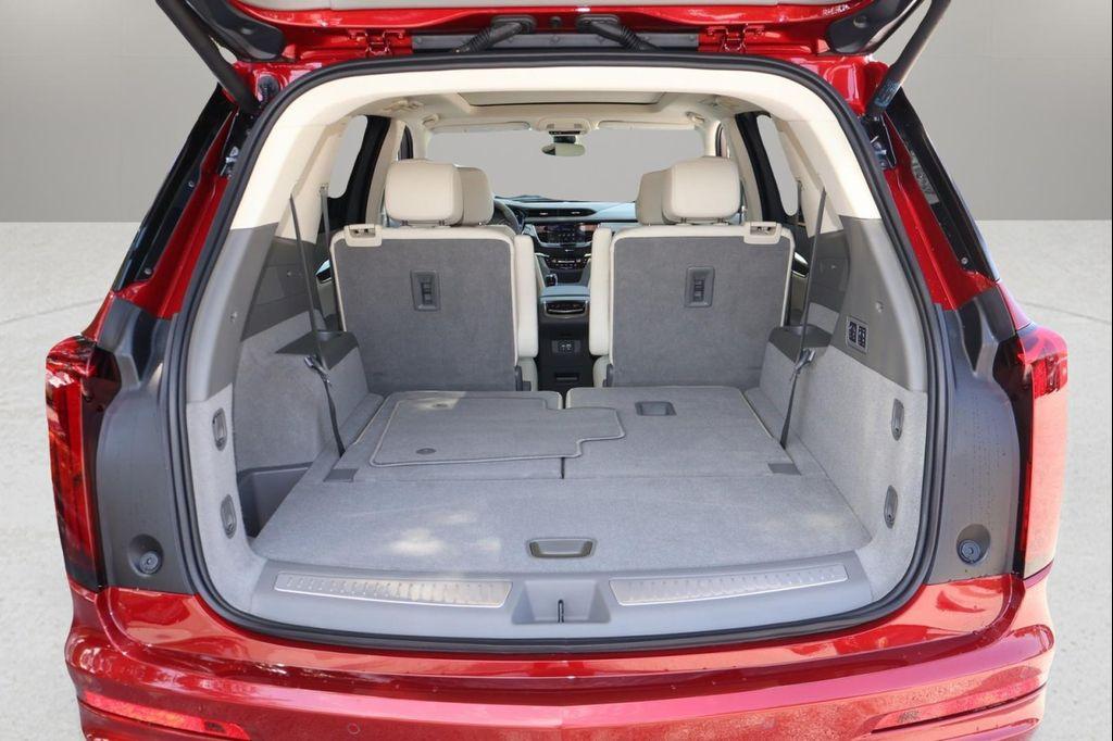 new 2025 Cadillac XT6 car, priced at $55,987