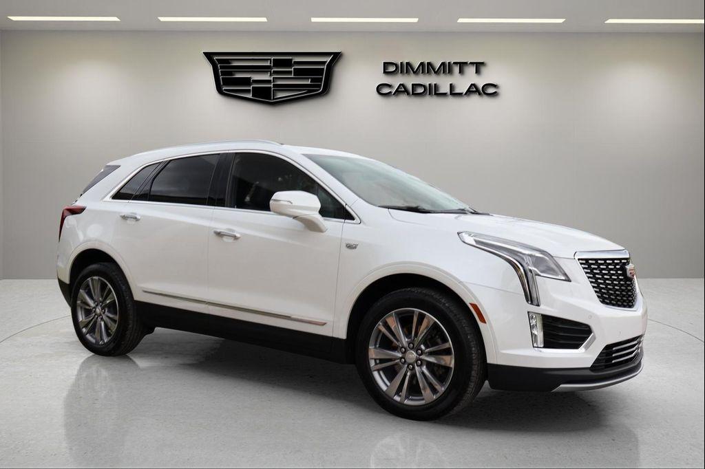 used 2025 Cadillac XT5 car, priced at $38,949
