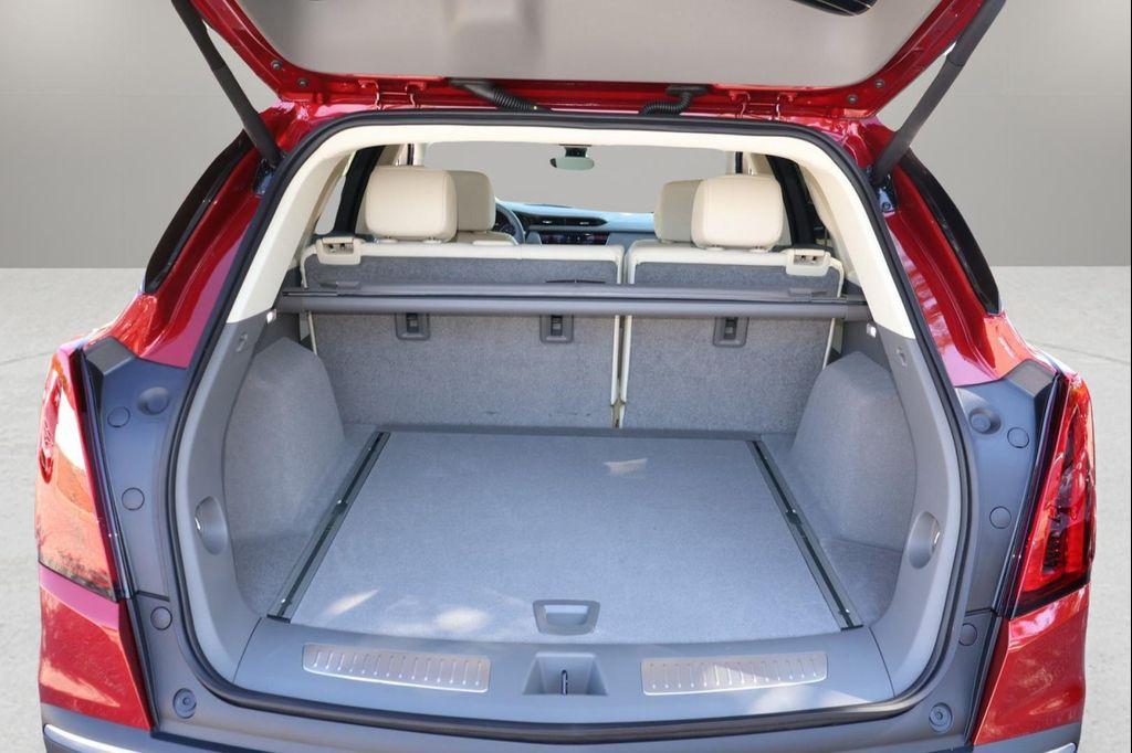 new 2026 Cadillac XT5 car, priced at $57,918