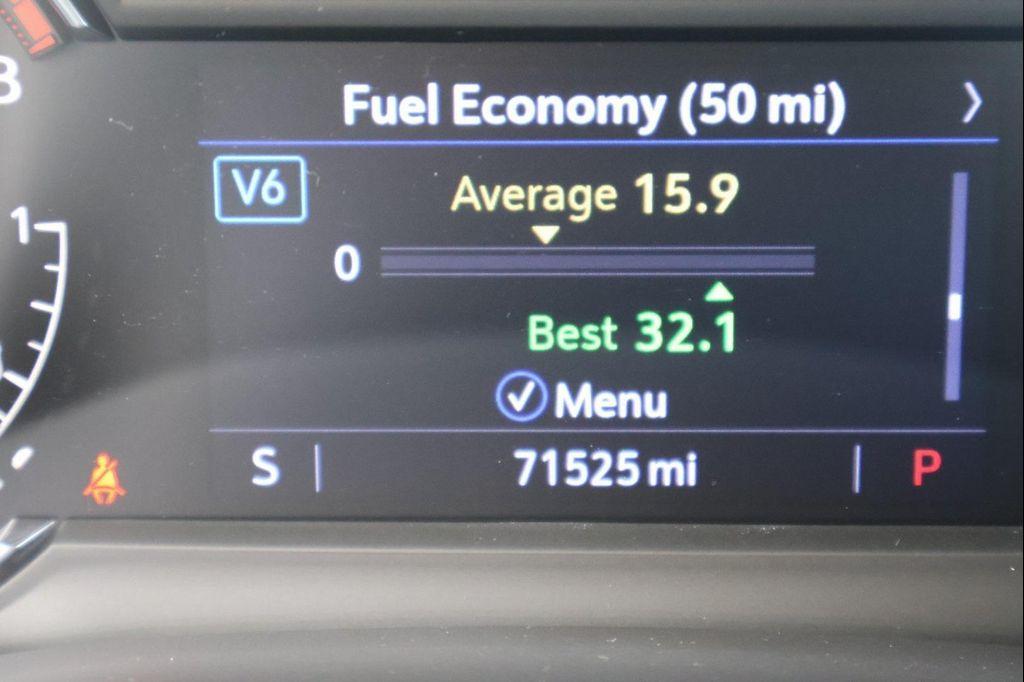 used 2022 Cadillac XT6 car, priced at $26,738