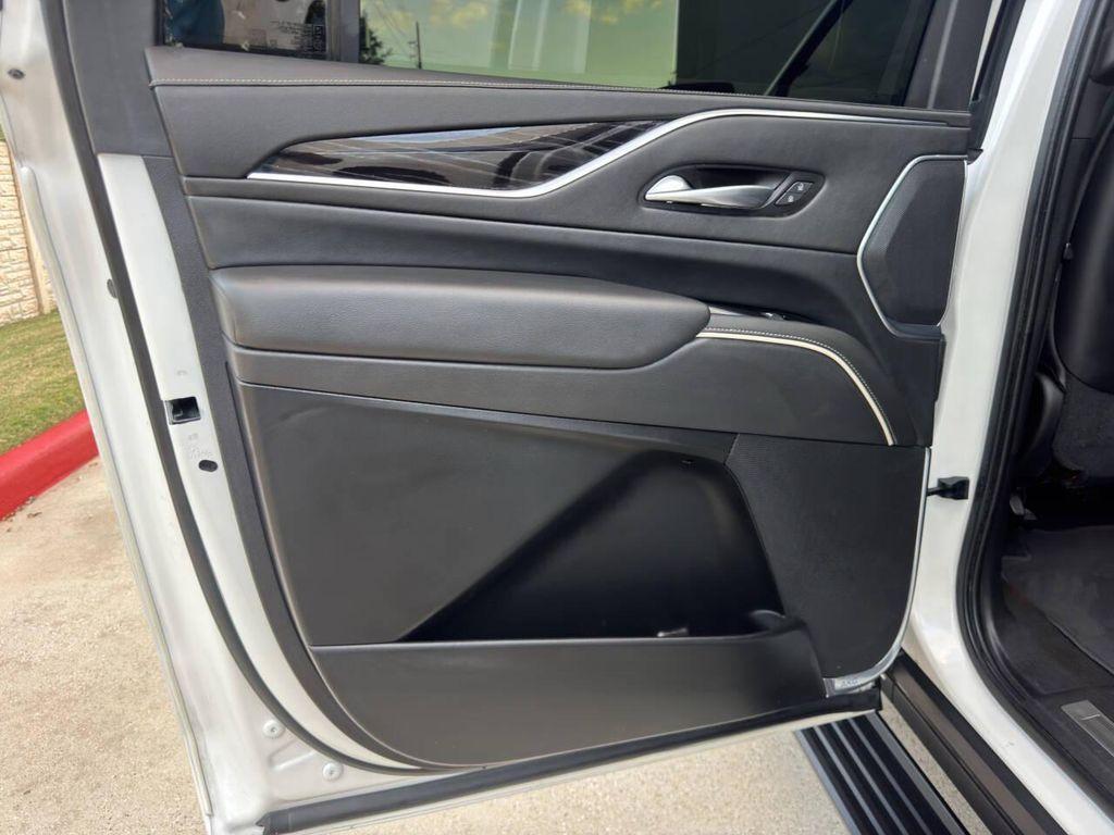 used 2021 Cadillac Escalade ESV car, priced at $53,995