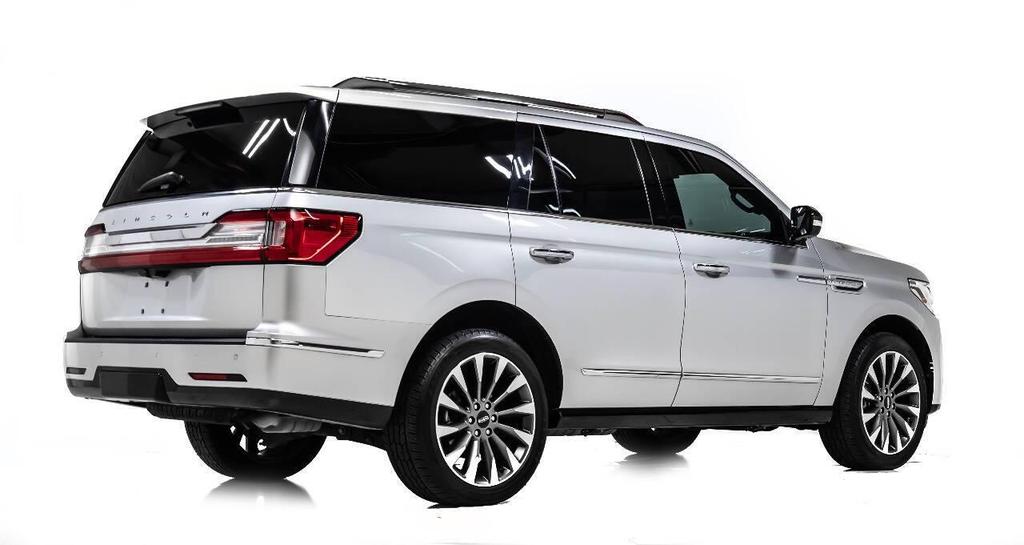 used 2019 Lincoln Navigator car, priced at $33,999