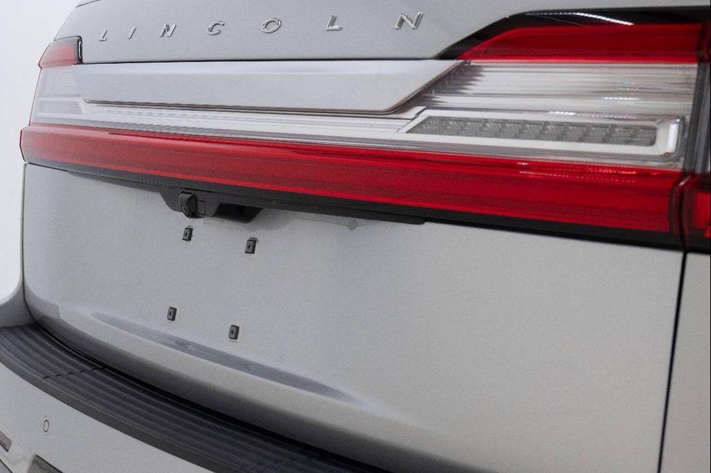 used 2019 Lincoln Navigator car, priced at $33,999