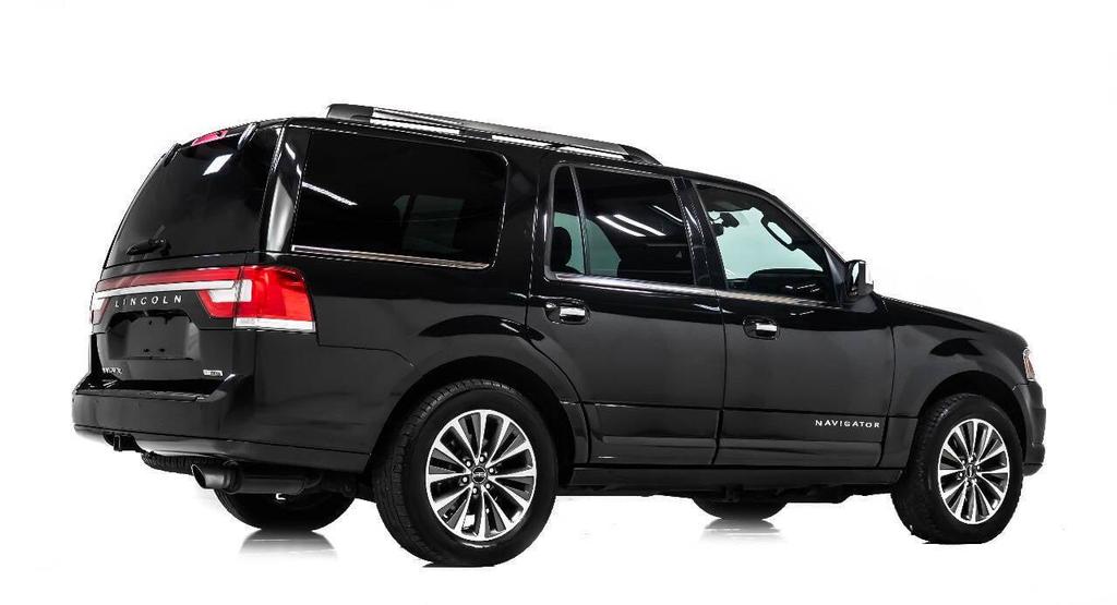 used 2015 Lincoln Navigator car, priced at $12,999