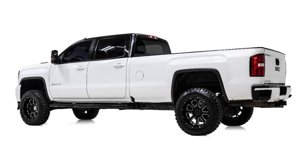 used 2017 GMC Sierra 2500 car, priced at $25,999