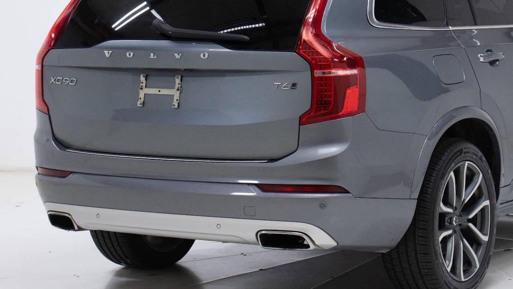 used 2019 Volvo XC90 car, priced at $16,999
