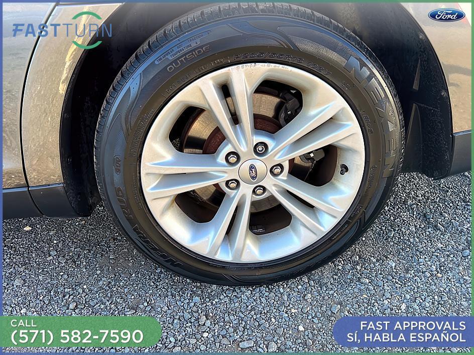 used 2015 Ford Taurus car, priced at $4,900