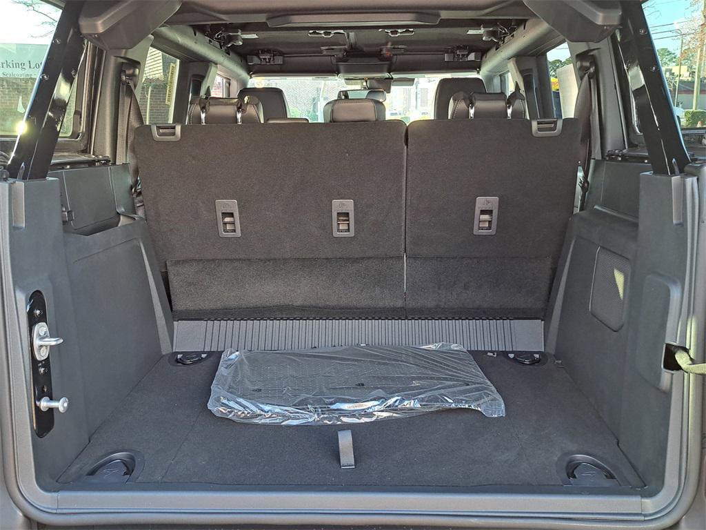 new 2025 Ford Bronco car, priced at $50,530