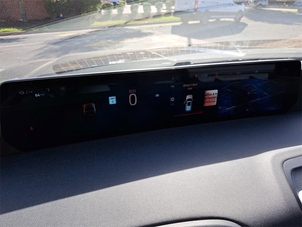 new 2025 Ford Expedition car, priced at $68,524