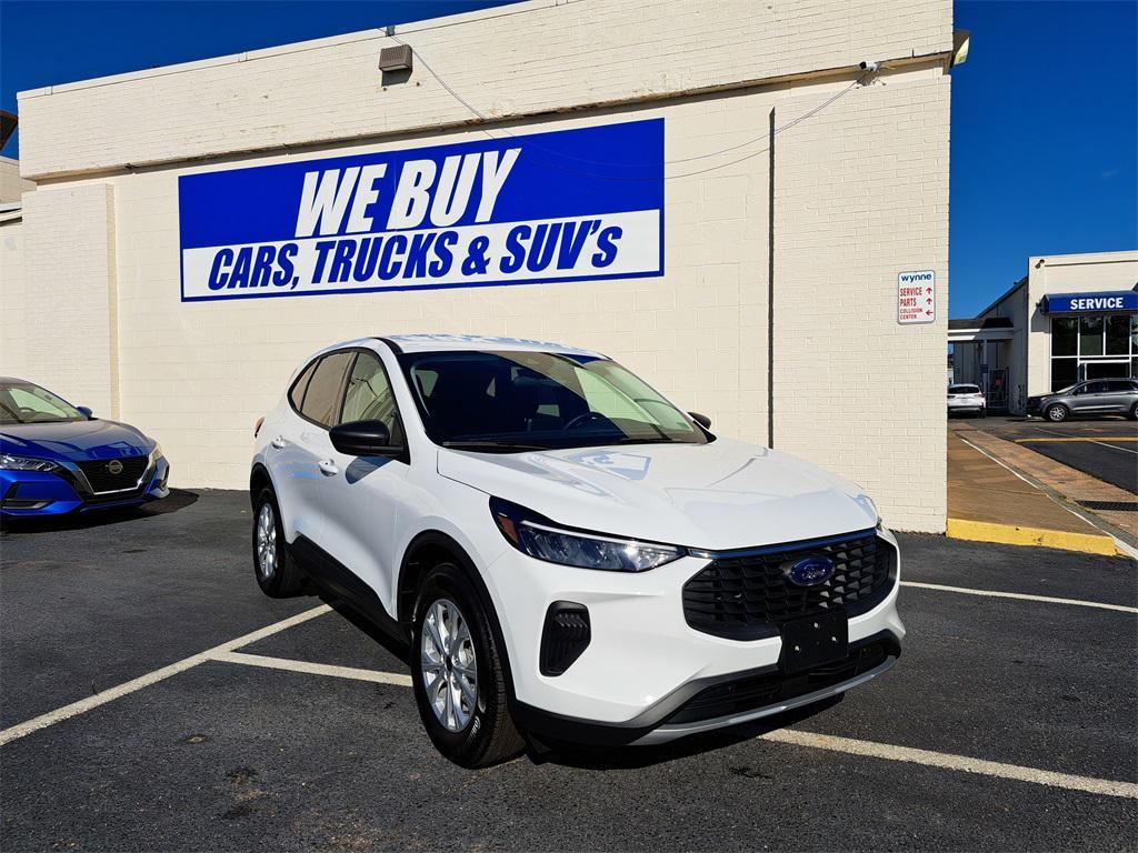 new 2025 Ford Escape car, priced at $25,497