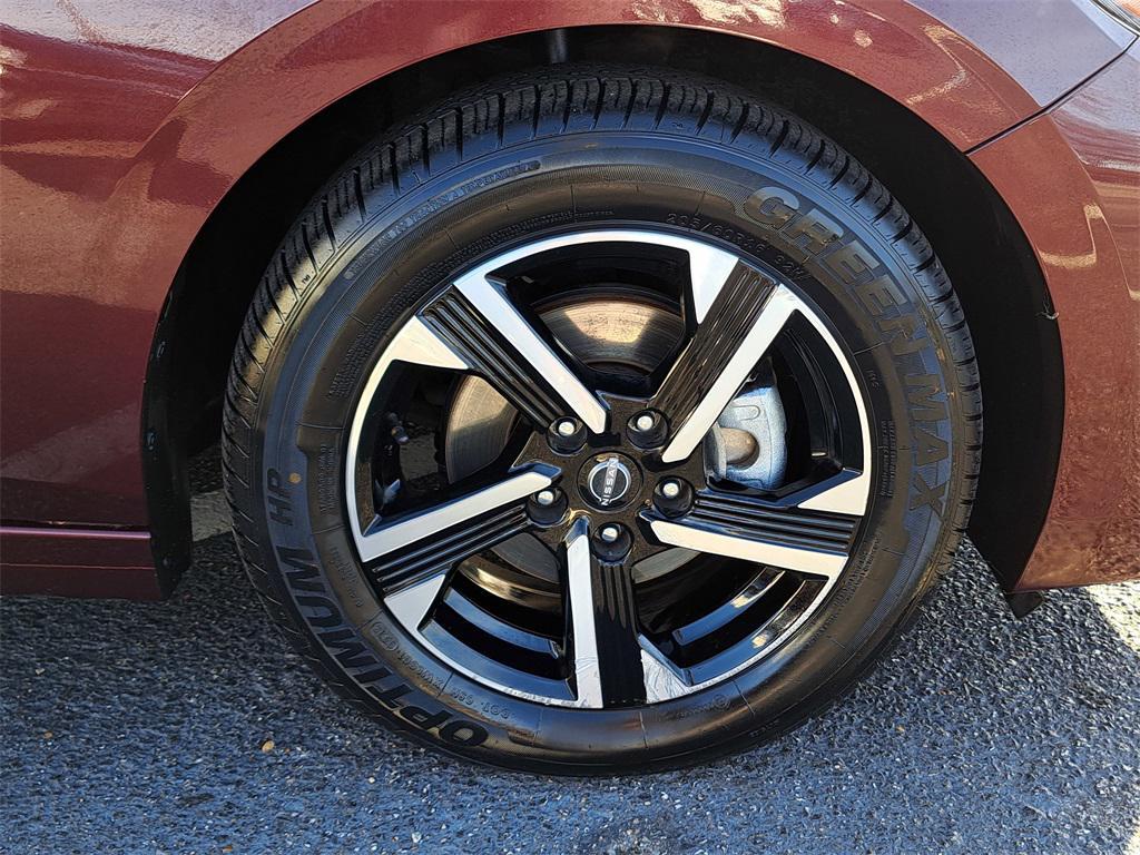 used 2024 Nissan Sentra car, priced at $17,580