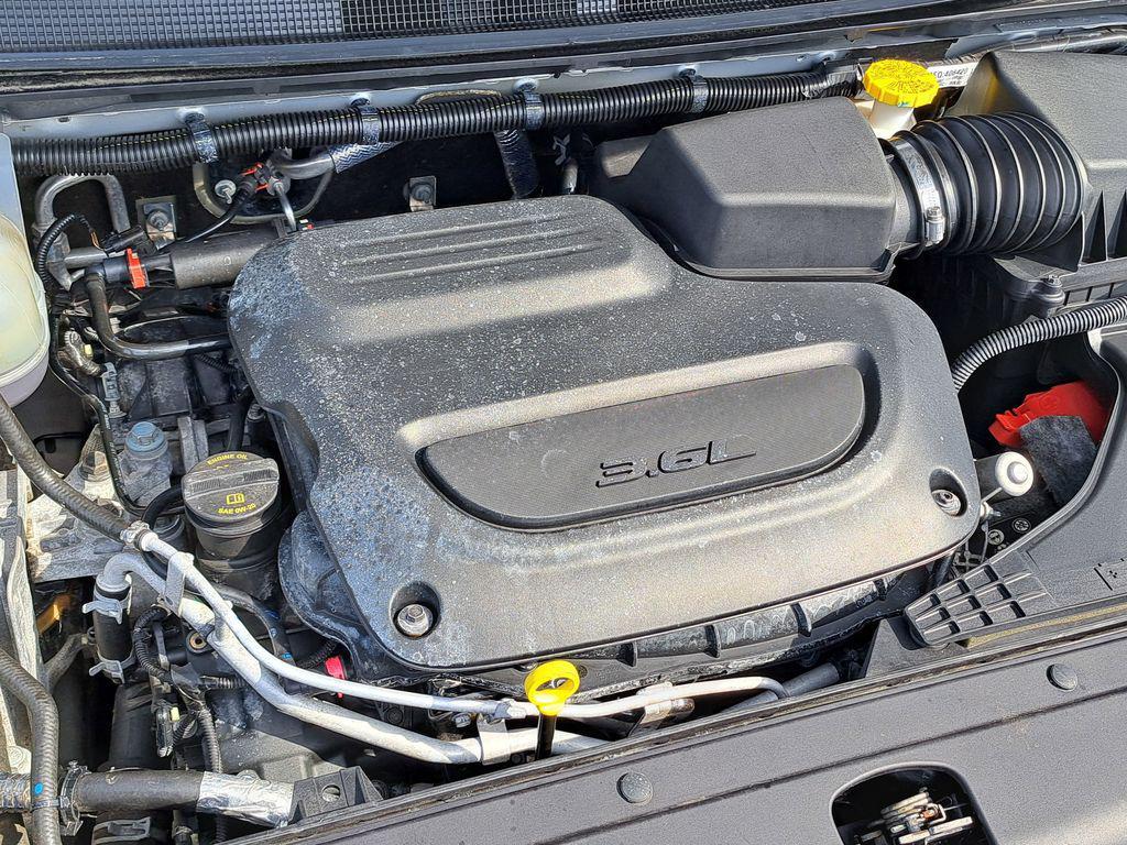 used 2024 Chrysler Pacifica car, priced at $28,877