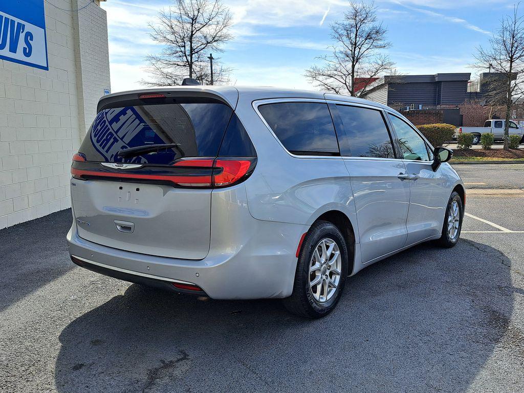 used 2024 Chrysler Pacifica car, priced at $28,877