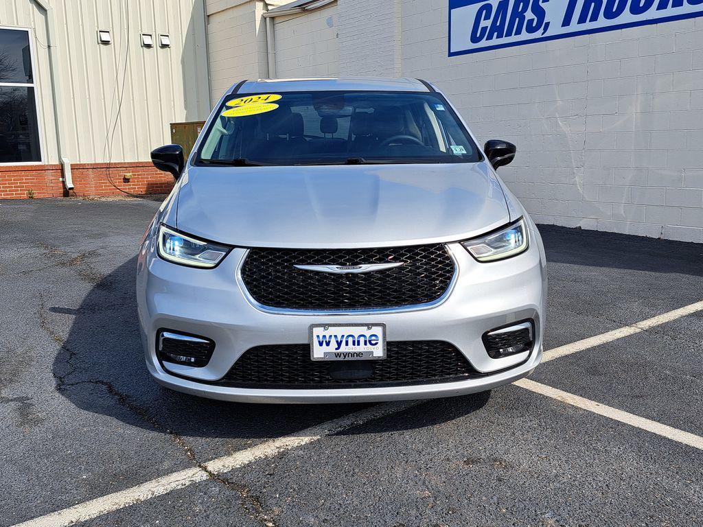 used 2024 Chrysler Pacifica car, priced at $28,877