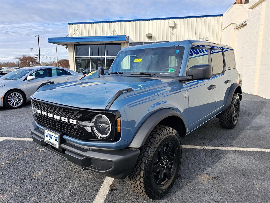 new 2025 Ford Bronco car, priced at $45,723