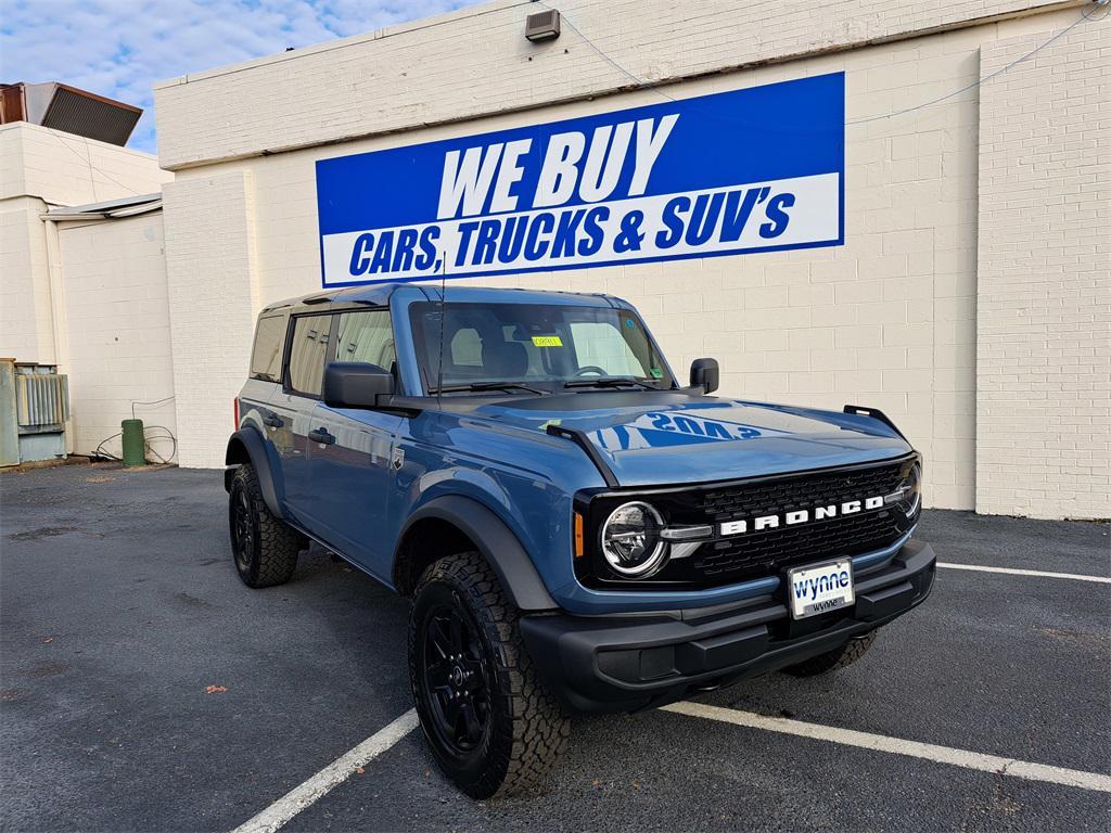 new 2025 Ford Bronco car, priced at $45,723