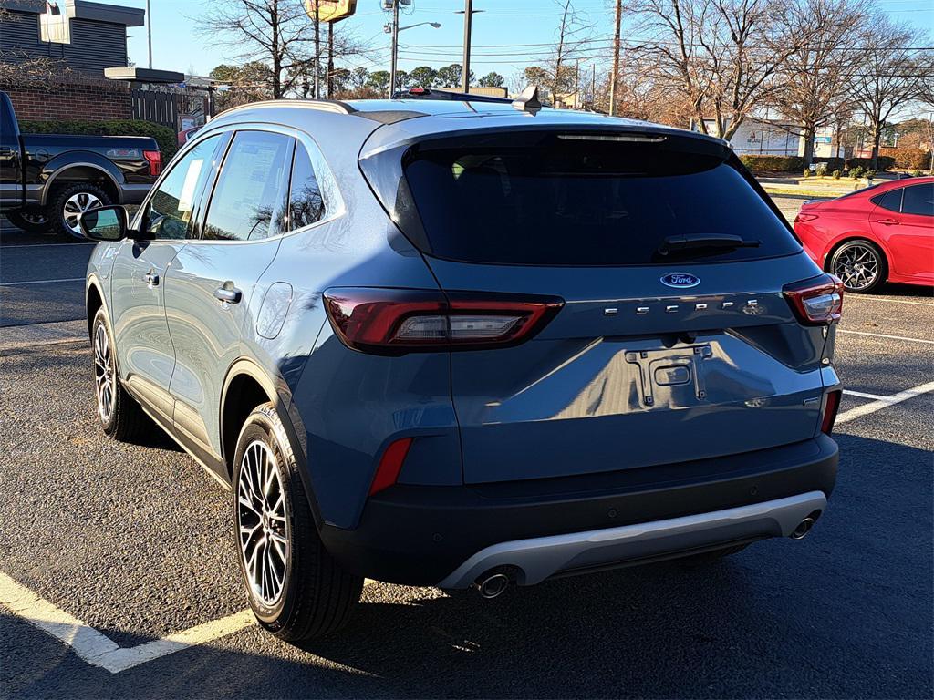 new 2026 Ford Escape PHEV car, priced at $31,489