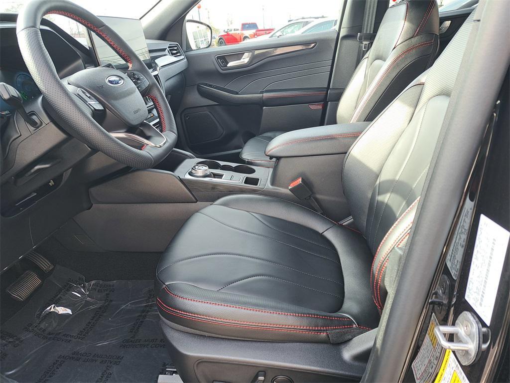 new 2025 Ford Escape car, priced at $32,992