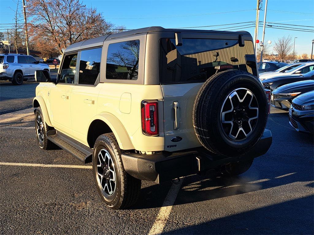 new 2025 Ford Bronco car, priced at $52,724