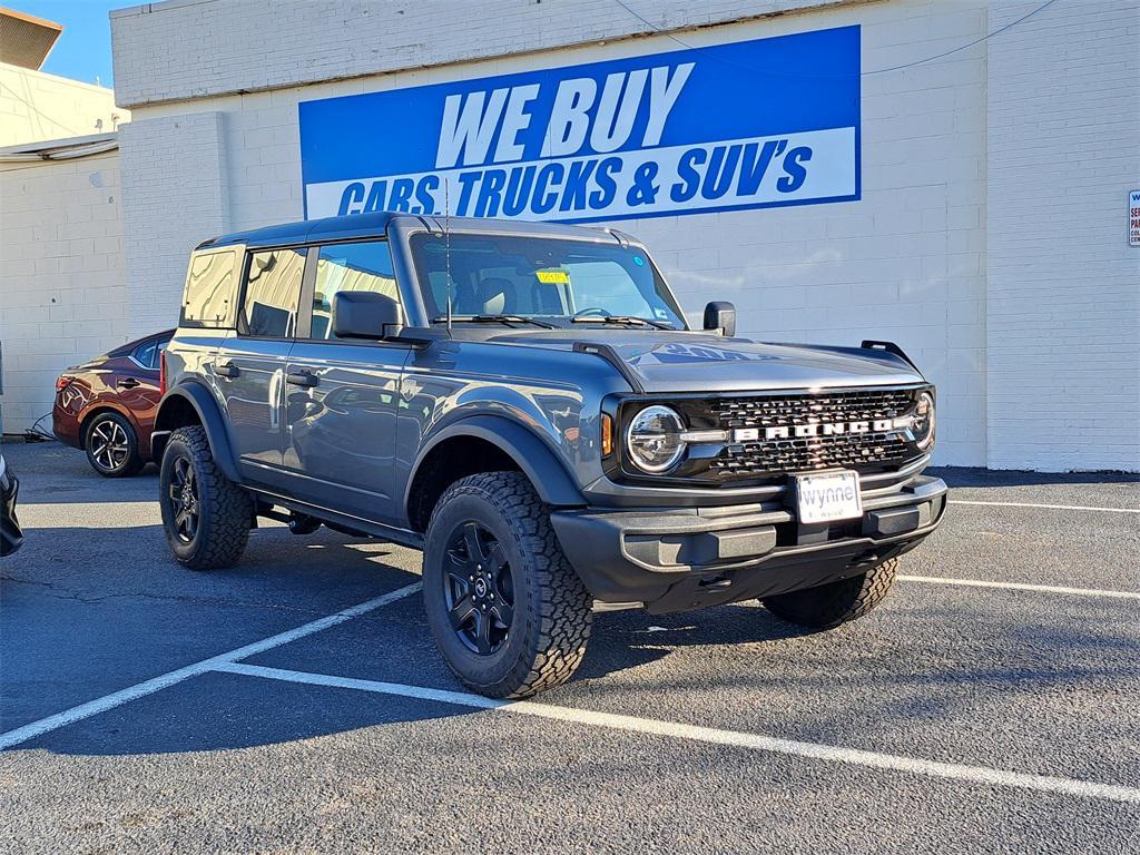 new 2025 Ford Bronco car, priced at $46,025