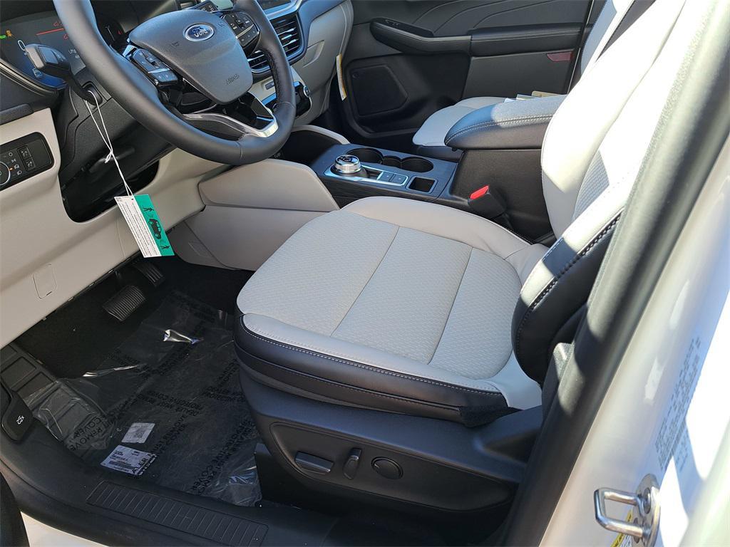 new 2026 Ford Escape PHEV car, priced at $32,958