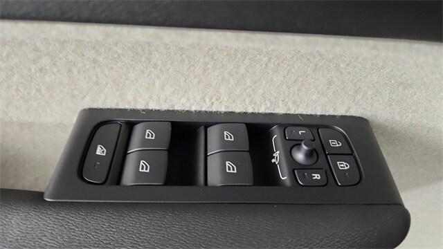 new 2026 Volvo XC40 car, priced at $51,975