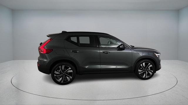 new 2026 Volvo XC40 car, priced at $51,975