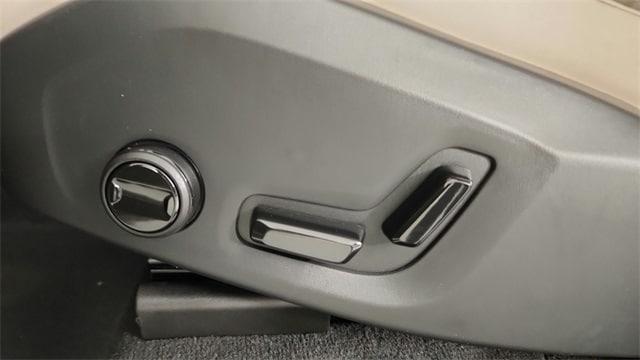 new 2026 Volvo XC90 Plug-In Hybrid car, priced at $81,875