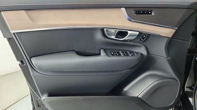 new 2026 Volvo XC90 car, priced at $70,063