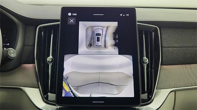 new 2026 Volvo XC90 Plug-In Hybrid car, priced at $85,625