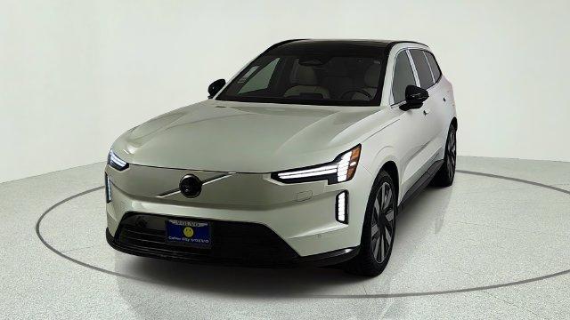 new 2026 Volvo EX90 car, priced at $90,212