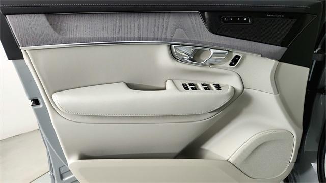 new 2026 Volvo XC90 car, priced at $75,155